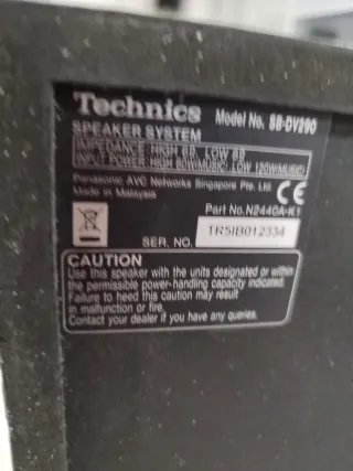 Altavoces Technics Negros y Grises