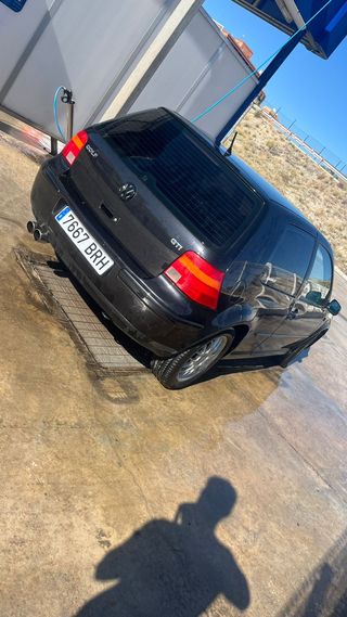 Volkswagen Golf 2001