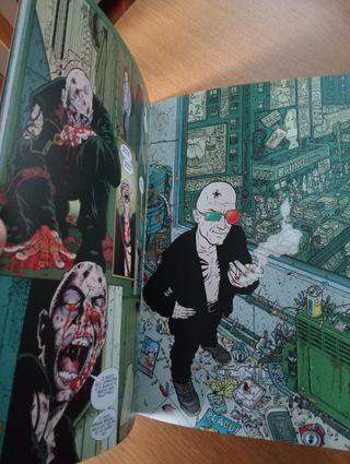 EN ITALIANO. TRASNMETROPOLITAN, RETAPADO. RÚSTICA.