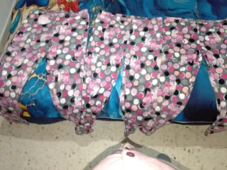 Pantalones de pijama con estampado de gatos