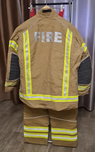 Traje Bombero Talla M Beige