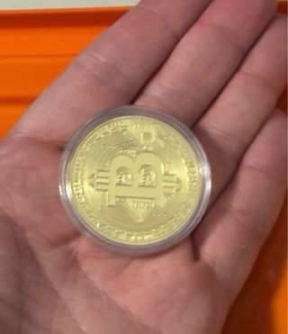 LOTE 2 Monedas Bitcoin Doradas metalicas