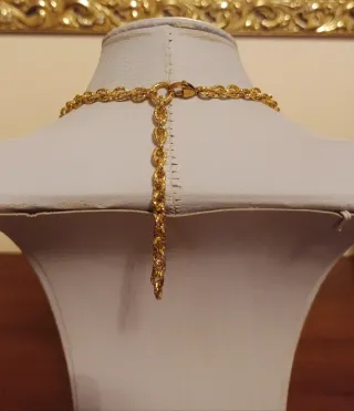 Parure retrò con rose e croce gioiello