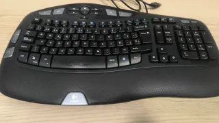 Teclado Logitech WAVE