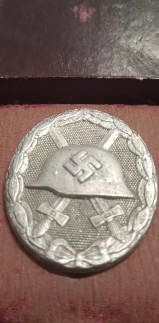 Militaria Distintivo Ferido III Reich Wehrmacht