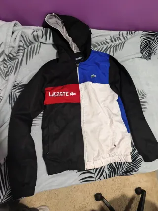 Chaqueta Lacoste Negra y Azul