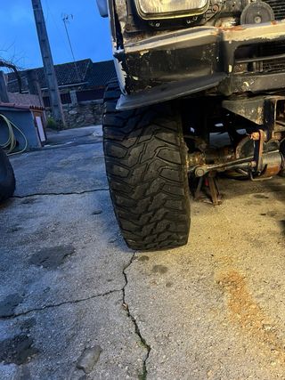 Ruedas Cooper Discoverer STT 35/12.5/15