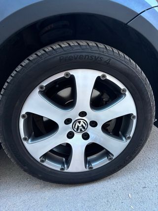 Volkswagen Touran 2011