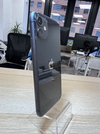 iPhone 11 64GB Negro - Batería 86%