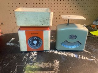 Due bilance vintage Terraillon e Novi