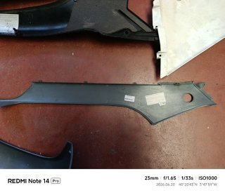 Plásticos Suzuki TZR ZZR, todo lo dé las fotos,40€