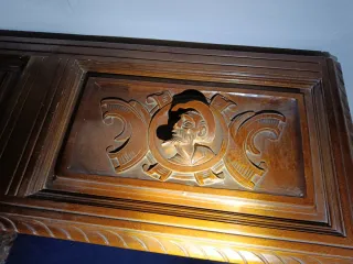 Baúl Antiguo Madera Tallada