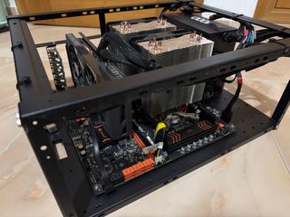 Workstation Dual Xeon E5 2696v3 + RTX 3060TI
