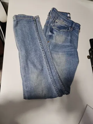 Vaqueros Zara Talla 38