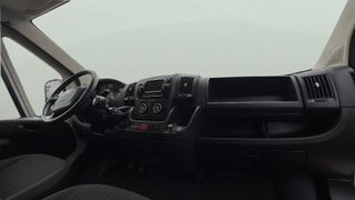 Peugeot Boxer Furgon BlueHDi 140 S&S Pack 335 L2H2 103 kW (140 CV)