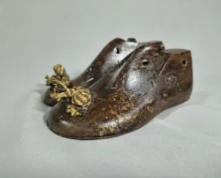 Antiguas hormas infantiles ARAL.