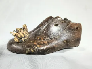 Antiguas hormas infantiles ARAL.