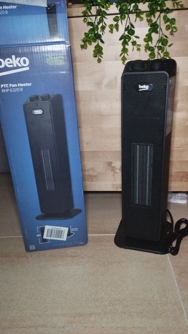 Calefactor Beko RHP 6320 B Torre Cerámico