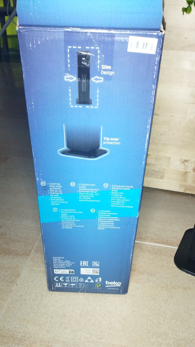 Calefactor Beko RHP 6320 B Torre Cerámico