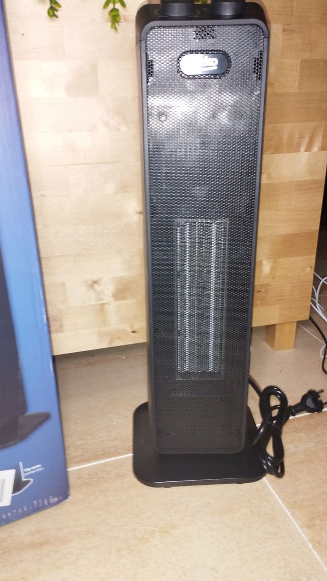 Calefactor Beko RHP 6320 B Torre Cerámico