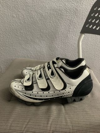 Zapatillas Ciclismo LUCK Unisex Blancas  Numero 37