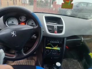 Peugeot 207 2006