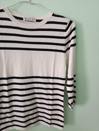 Jersey rayas beige con negro Stradivarius -talla S