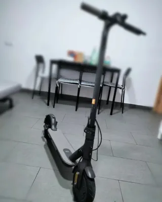 Patinete Eléctrico Xiaomi + Casco