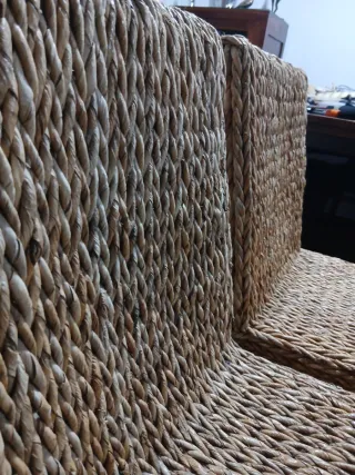 Juego de 4 Sillas de Mimbre y Madera