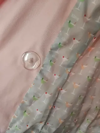 Gabardina rosa Kling con cuadros