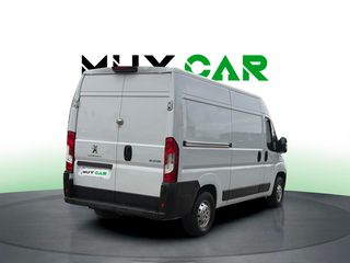 Peugeot Boxer Furgon BlueHDi 140 S&S Pack 335 L2H2 103 kW (140 CV)