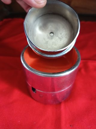 Pareja de Ceniceros Isamu Kenmochi