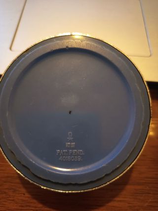 Pareja de Ceniceros Isamu Kenmochi