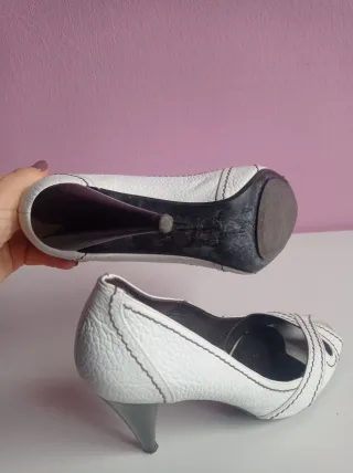 Décolleté Zara bianche con dettagli