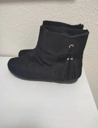 Botines negros talla 39