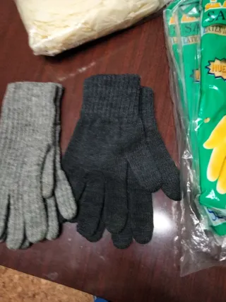 Lote de guantes varios