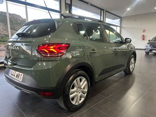 Dacia Sandero Stepway 25.000 km año 2024