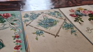 Lotto 10 cartoline postali antiche rilievo e oro