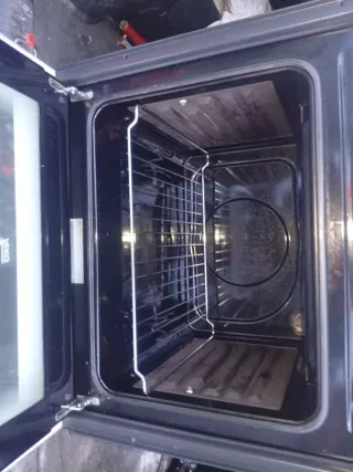 Forno e piano cottura bianchi in vendita