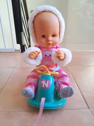 Nenuco Trineo con Muñeca