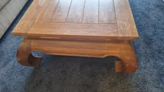 Mesa de centro de madera maciza estilo colonial