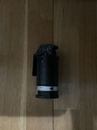 Granada de humo de juguete