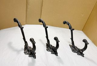 Perchero antiguo hierro fundido. Precio unidad.