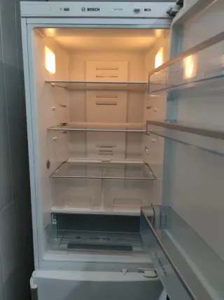 Nevera Bosch Combi clase A+ 185x60cm con garantia