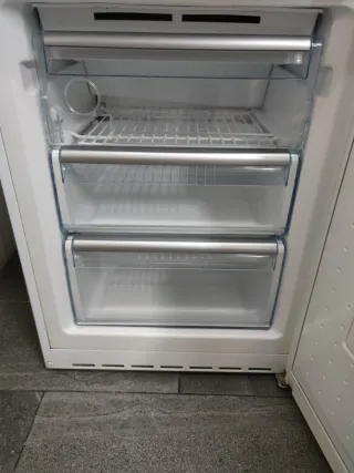 Nevera Bosch Combi clase A+ 185x60cm con garantia