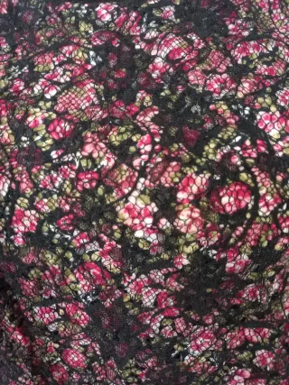 Blusa Bershka floral