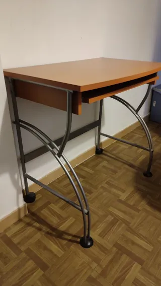 Escritorio mesa ordenador