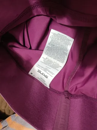 Leggings de lycra, marca SKINS, talla S