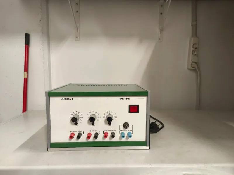 Fuente de Alimentación Sisteduc FA-401 afbeelding 2