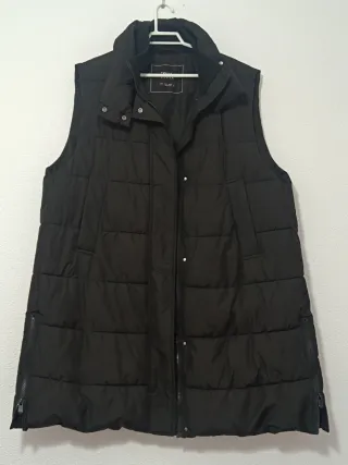 Chaleco acolchado oversize largo Zara negro